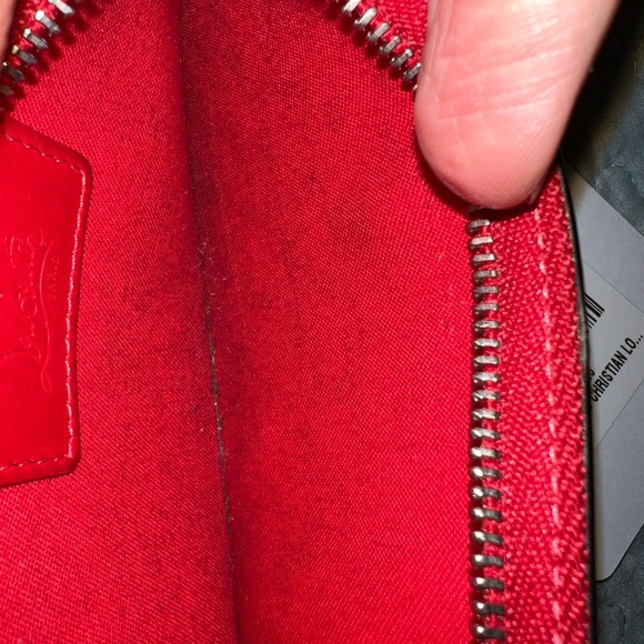 Christian Louboutin Credilou White Irridescent Card Case Compact Wallet - Picture 13 of 14